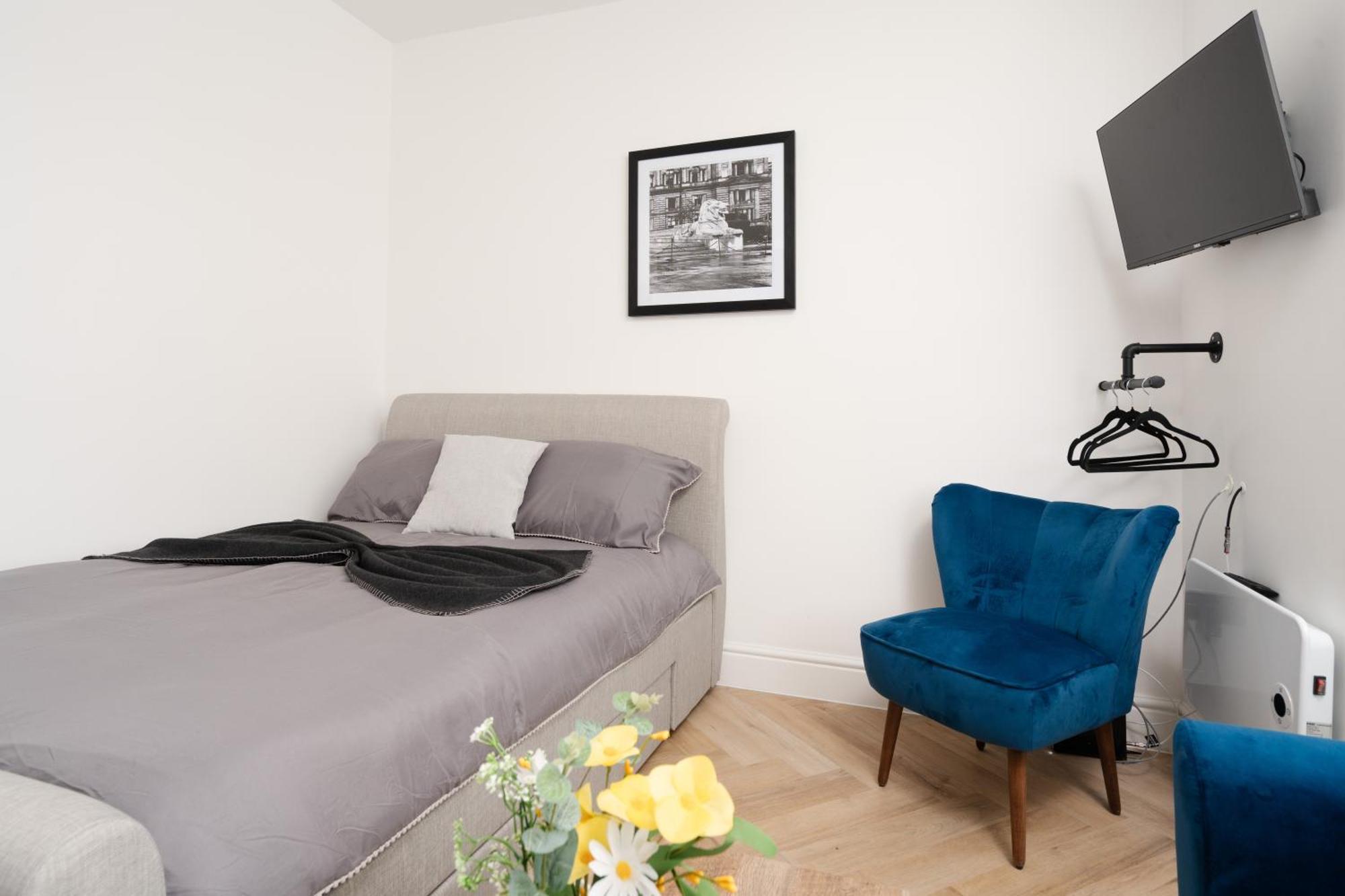 Orange Rentals - Ideal Liverpool Studio Stay For 4 , Free Parking Kültér fotó