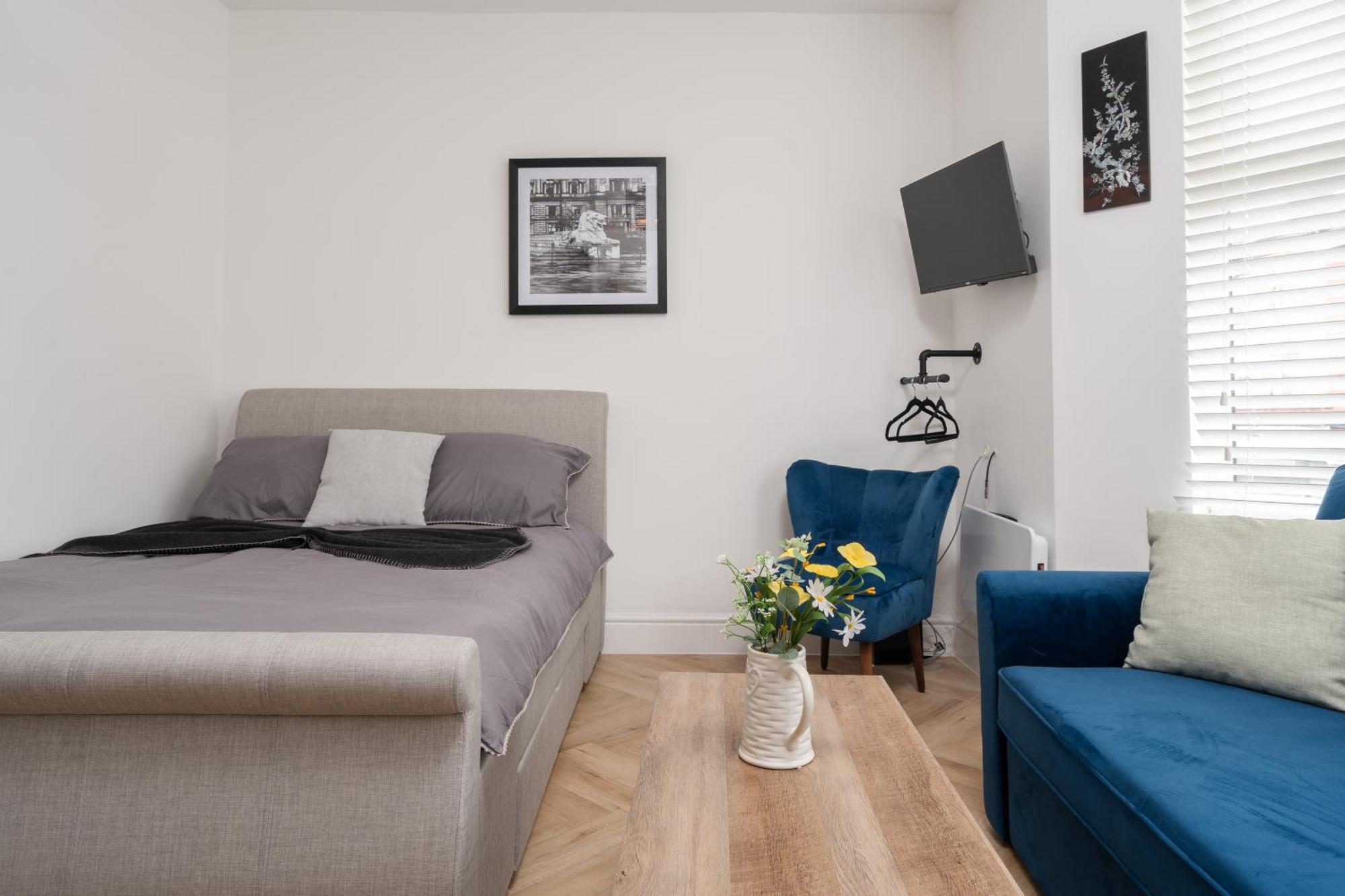 Orange Rentals - Ideal Liverpool Studio Stay For 4 , Free Parking Kültér fotó