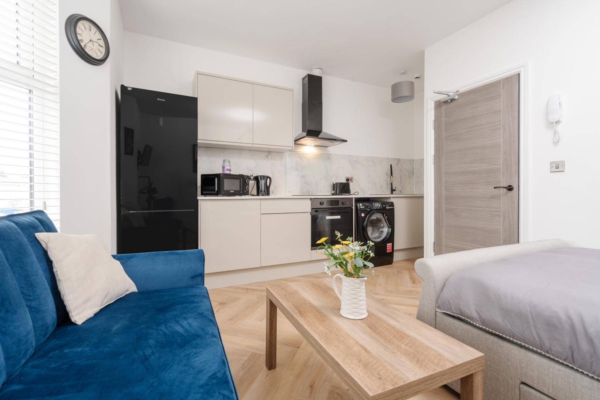 Orange Rentals - Ideal Liverpool Studio Stay For 4 , Free Parking Kültér fotó